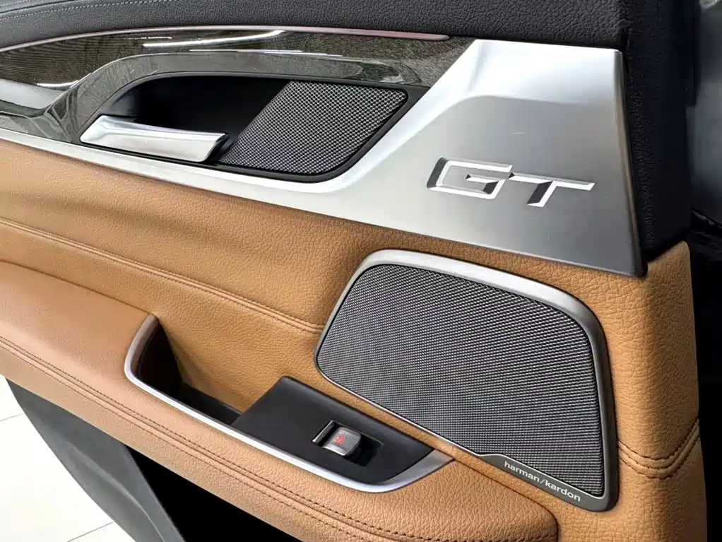 BMW 6 Series GT 2022 — фото 19