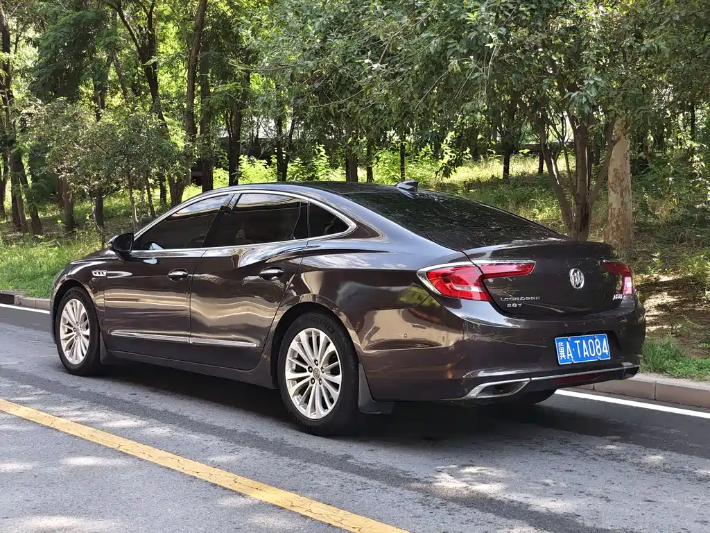 Buick LaCrosse 2017 — фото 6