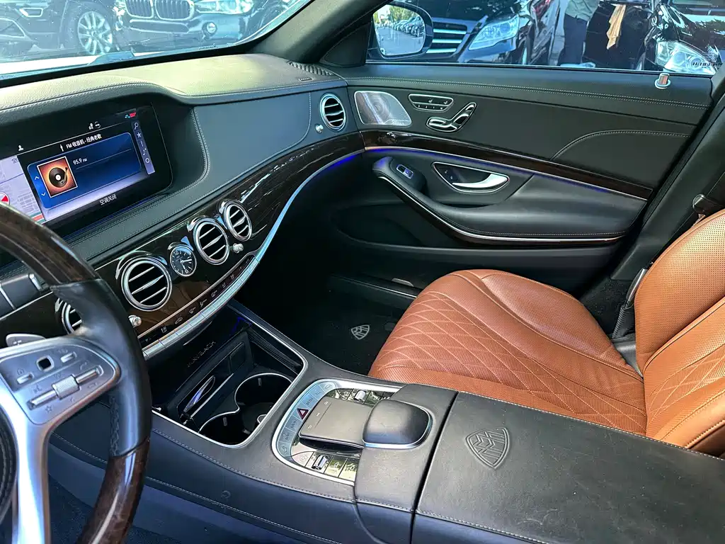 Mercedes-Benz Maybach S-Class 2020 — фото 10