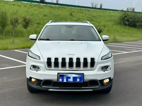 Jeep Cherokee 2016