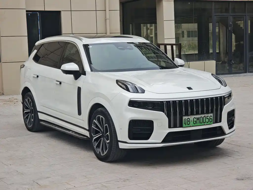 Lynk & Co 09 EM-P 2023 — фото 2