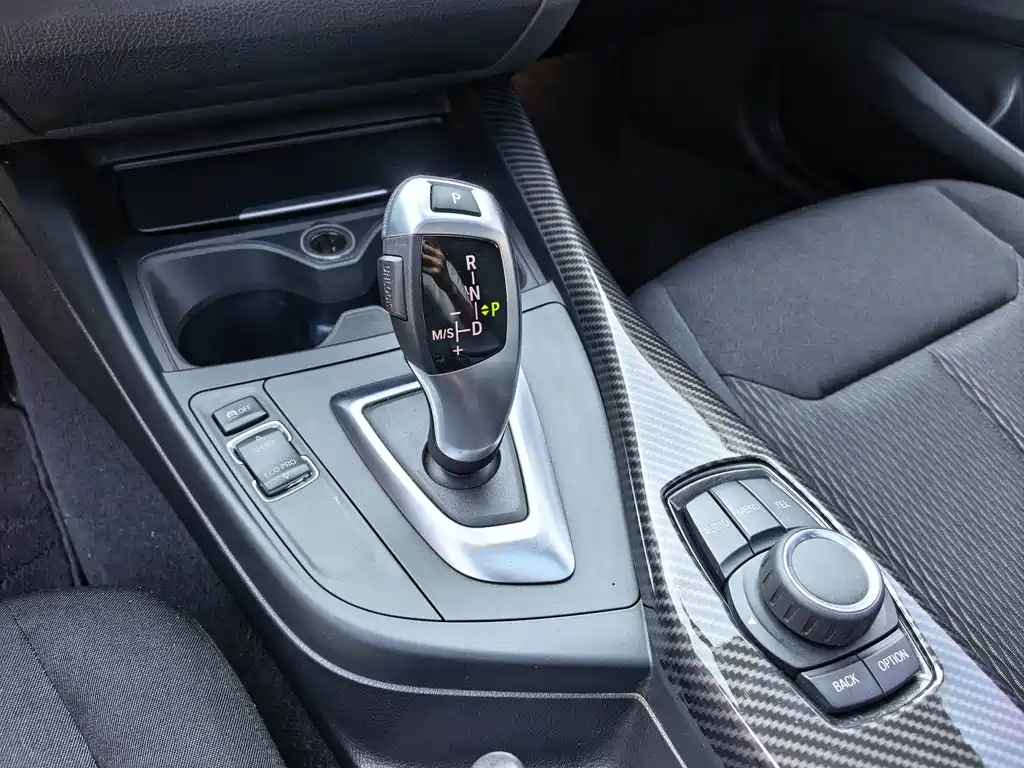BMW 1 Series 2015 — фото 12