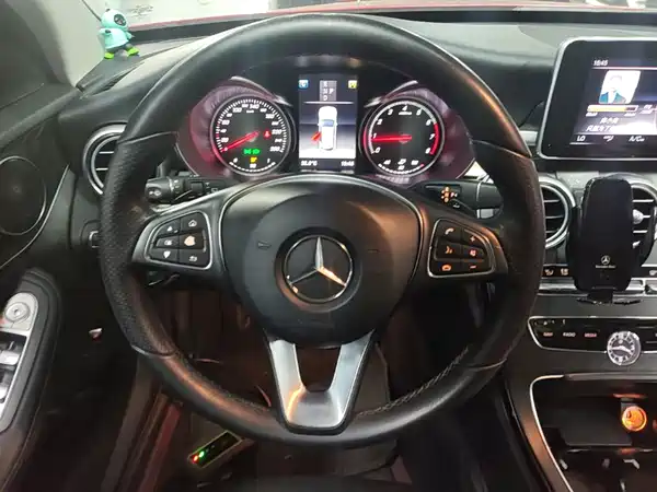 Mercedes-Benz C-Class 2017