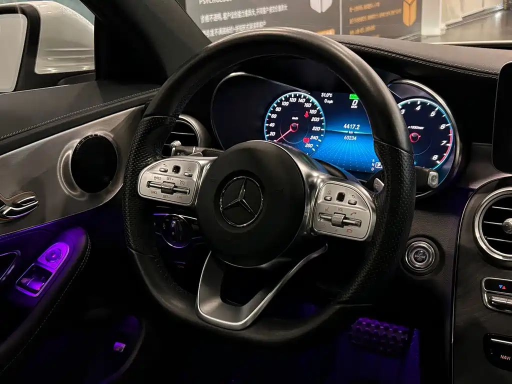 Mercedes-Benz C-Class 2019 — фото 11
