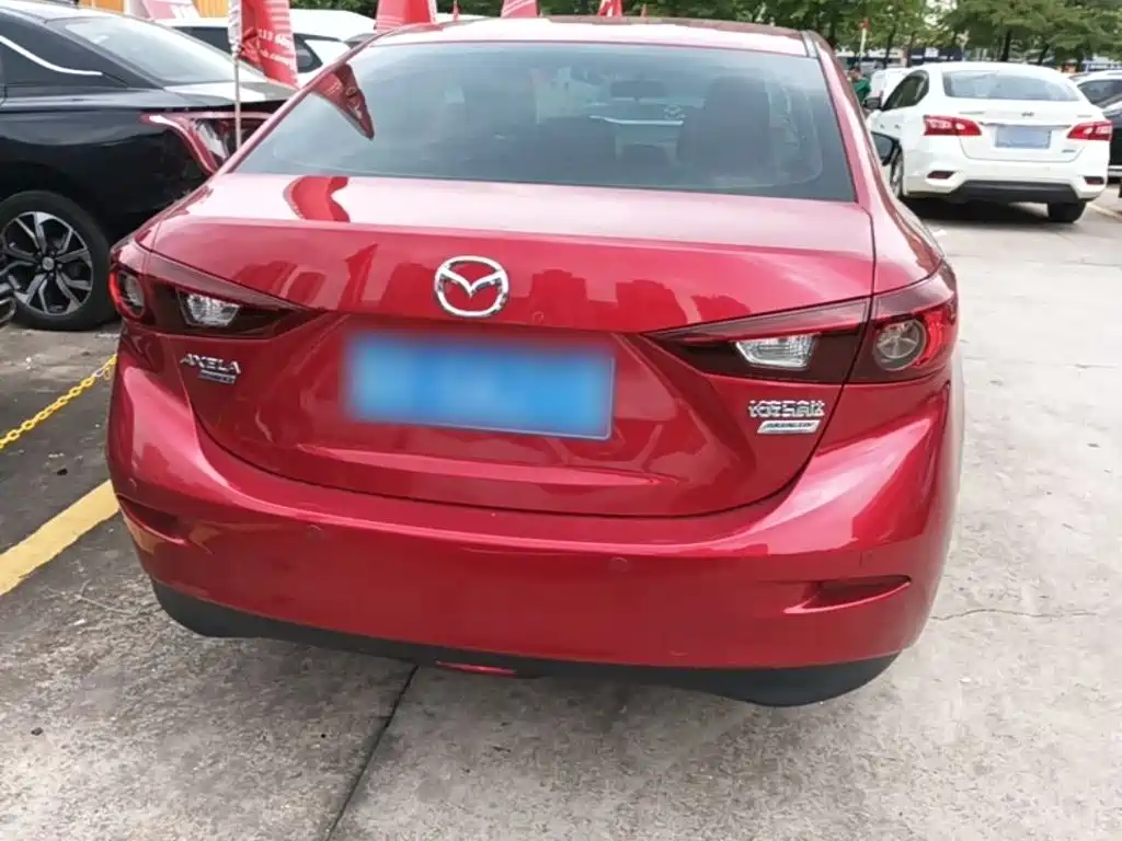 Mazda 3 Axela 2015 — фото 6