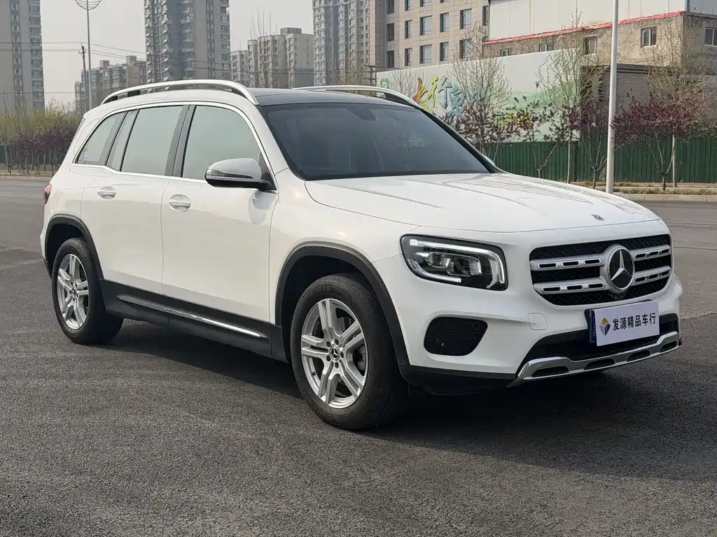 Mercedes-Benz GLB 2023 — фото 3