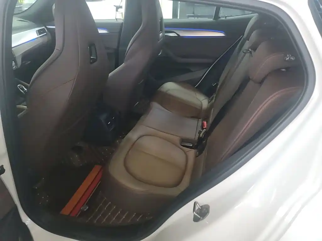 BMW X2 2022 — фото 17