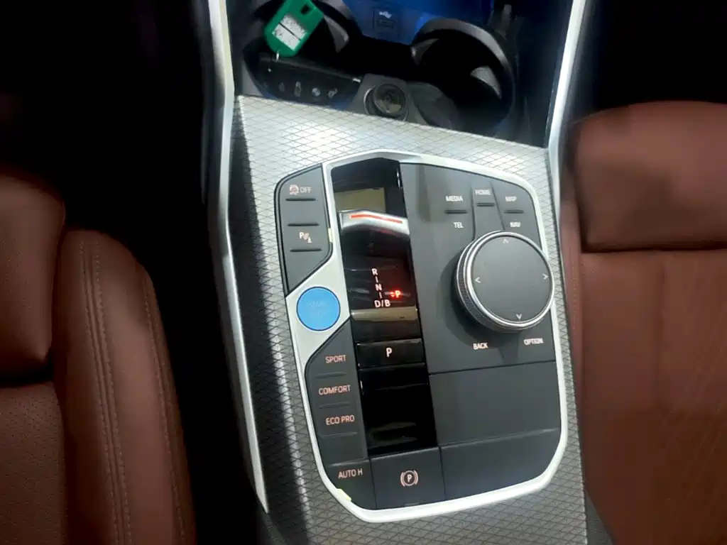 BMW i3 2024 — фото 14