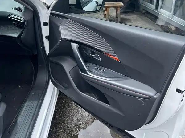 Peugeot 2008 2020