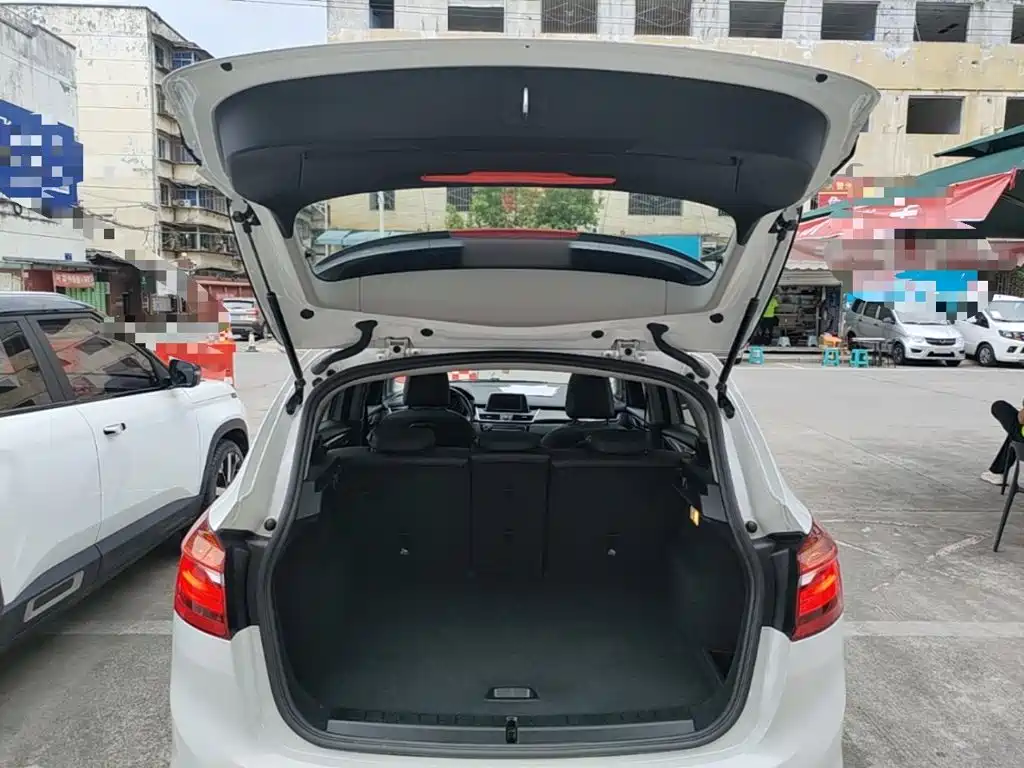 BMW 2 Series Station Wagon 2019 — фото 19