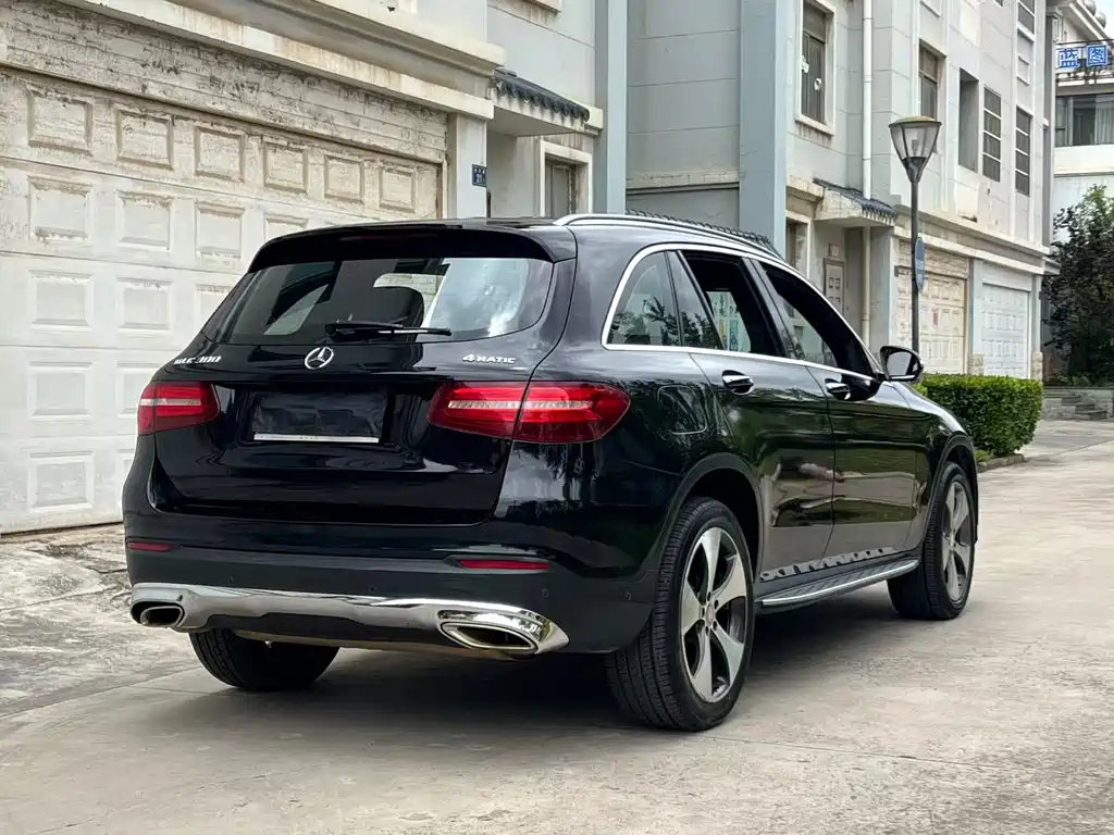 Mercedes-Benz GLC 2016 — фото 8