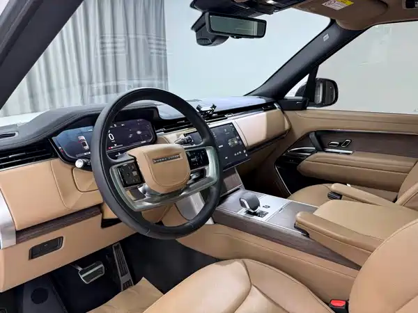 Land Rover Range Rover 2024