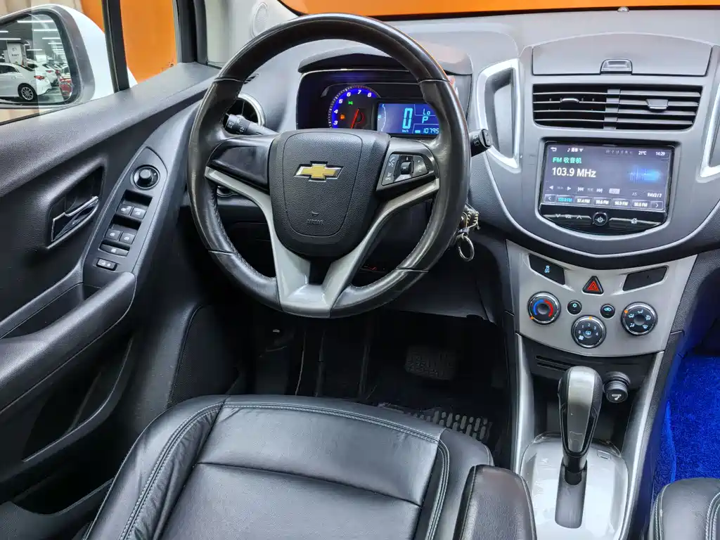 Chevrolet Trax 2015 — фото 22