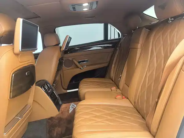 Bentley Flying Spur 2017