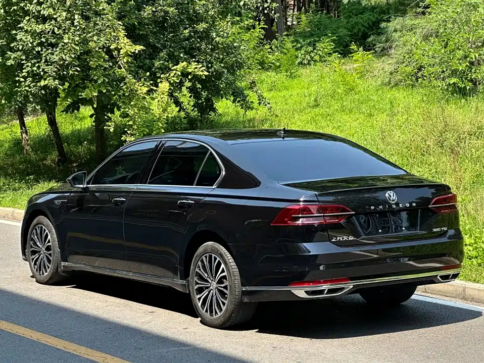 Volkswagen Phideon 2018 — фото 3