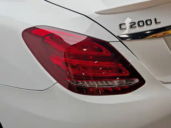 Mercedes-Benz C-Class 2018