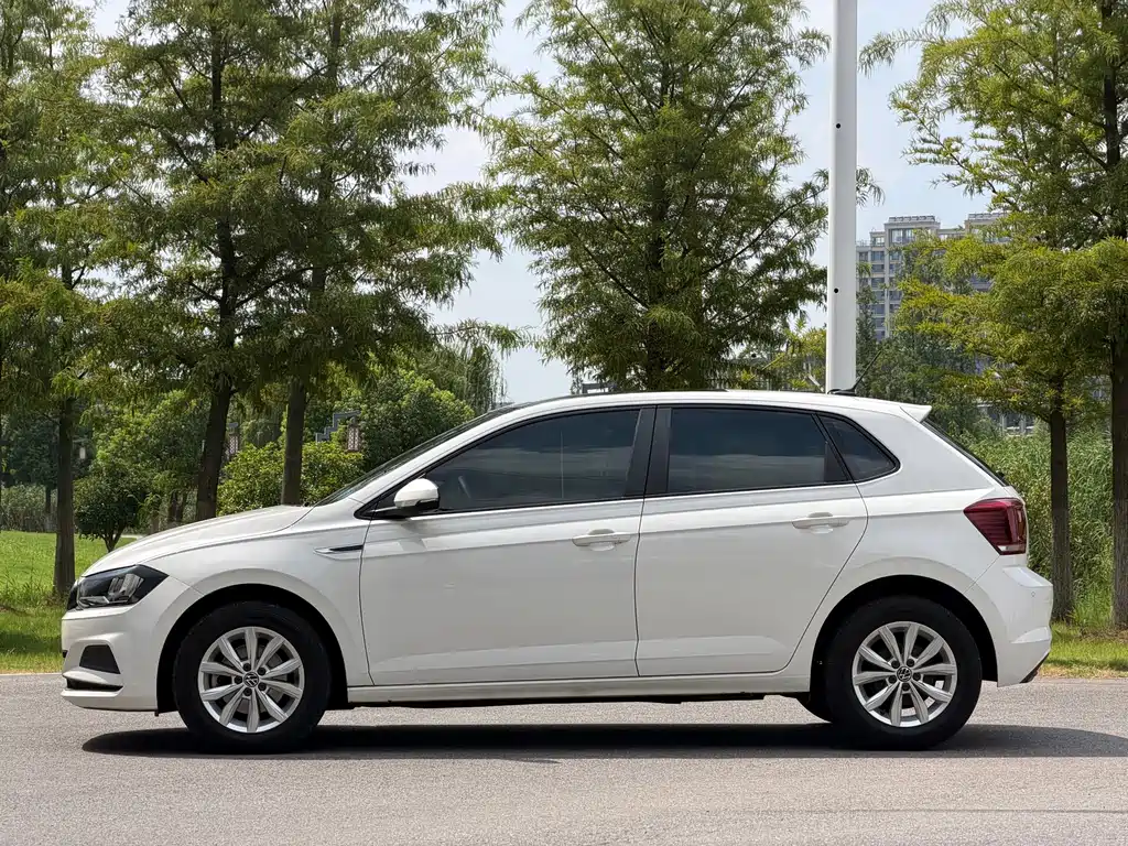 Volkswagen Polo 2021