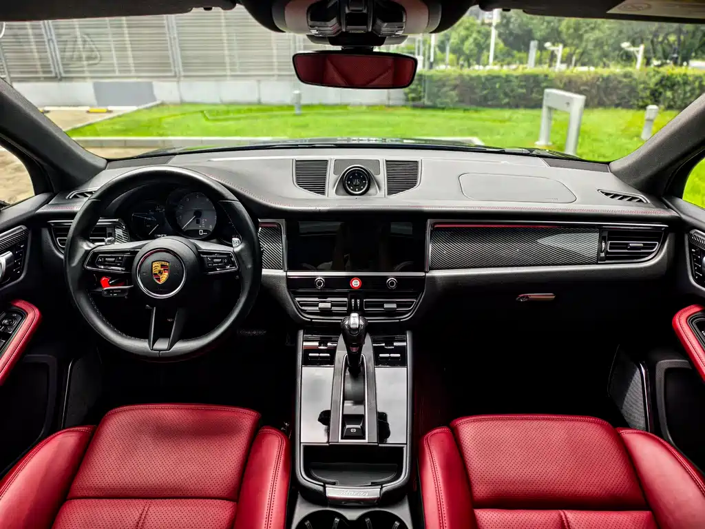 Porsche Macan 2022 — фото 18