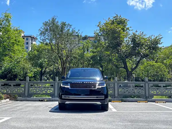 Land Rover Range Rover 2025