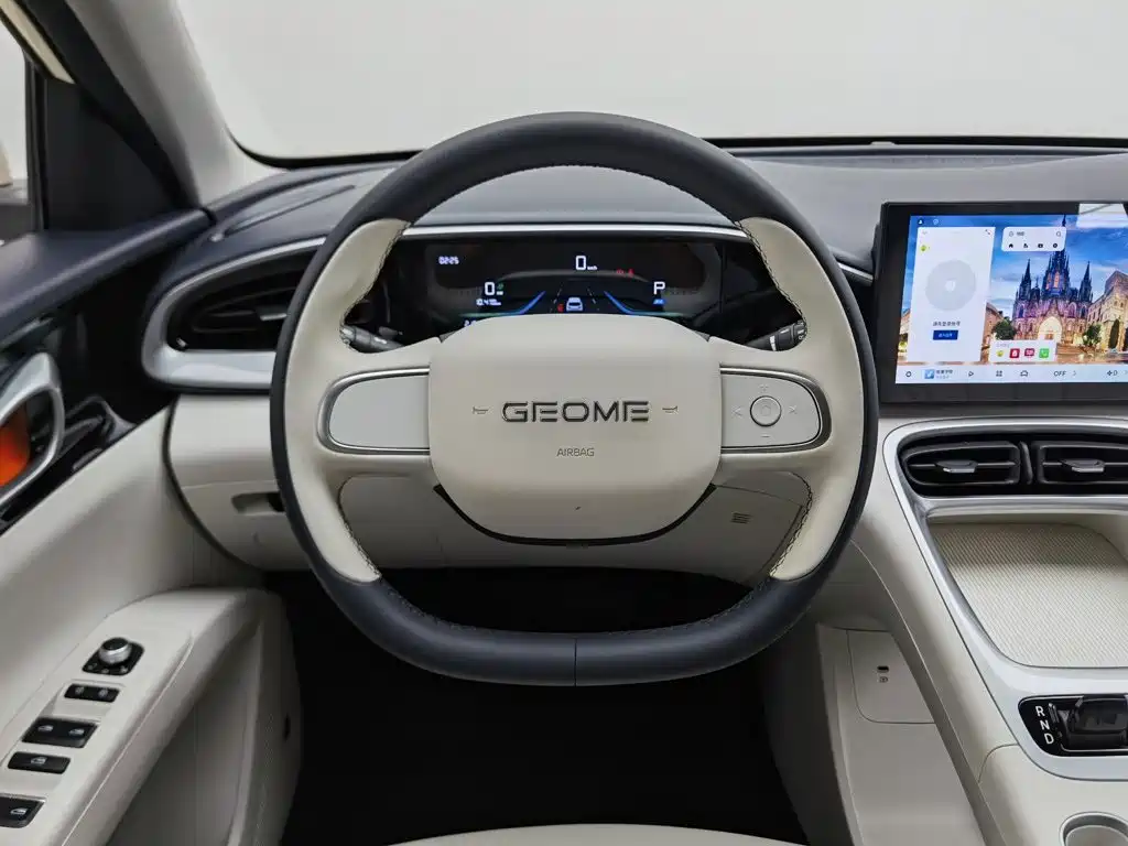 Geely Galaxy Starwish 2025 — фото 11