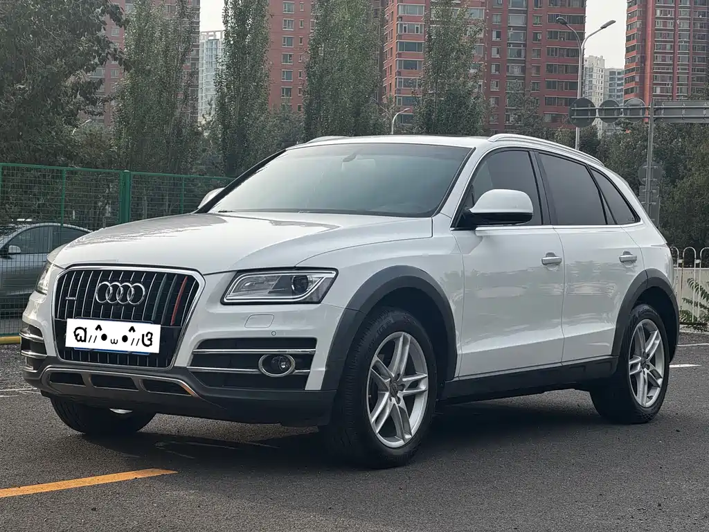 Audi Q5 2018 — фото 1