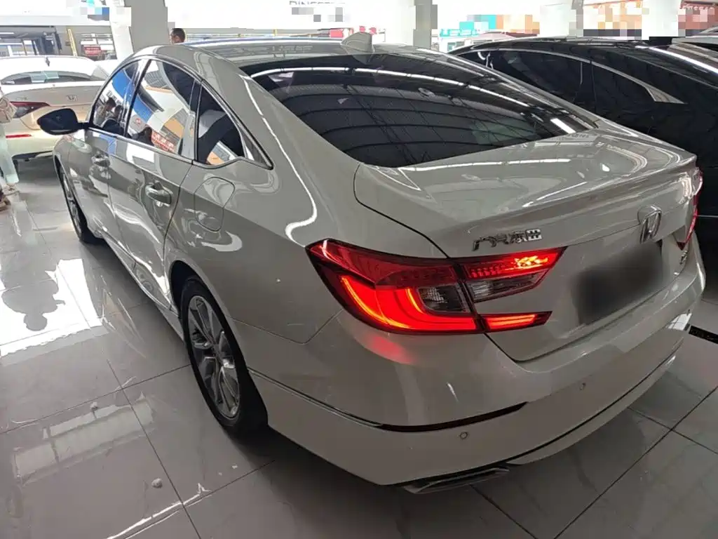 Honda Accord 2019 — фото 5