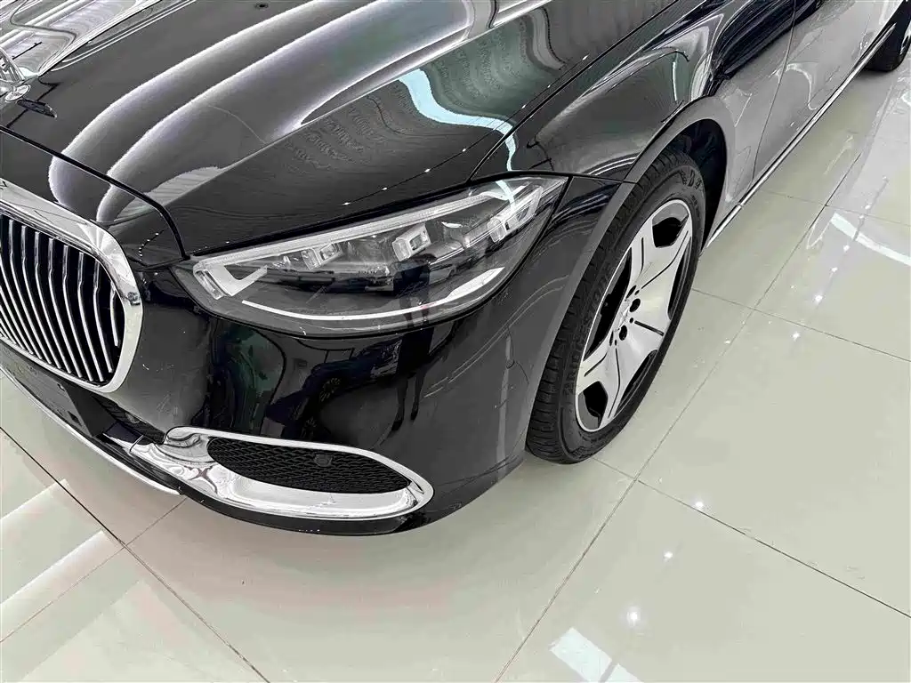 Mercedes-Benz Maybach S-Class 2023