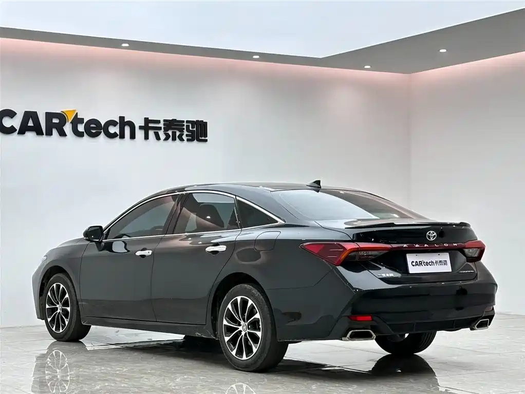 Toyota Avalon 2022 — фото 3