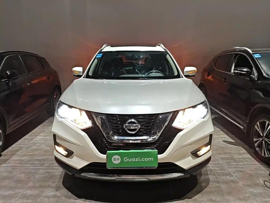 Nissan X-Trail 2018 — фото 3