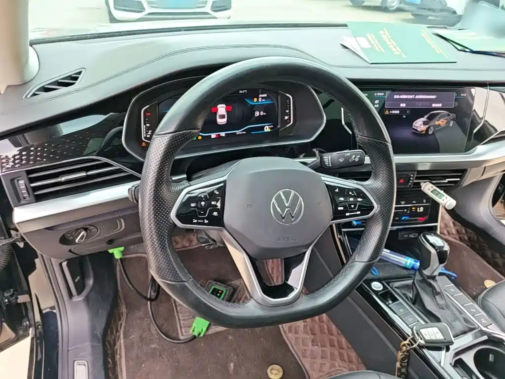 Volkswagen Passat 2022 — фото 11