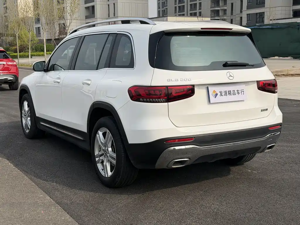 Mercedes-Benz GLB 2023 — фото 15