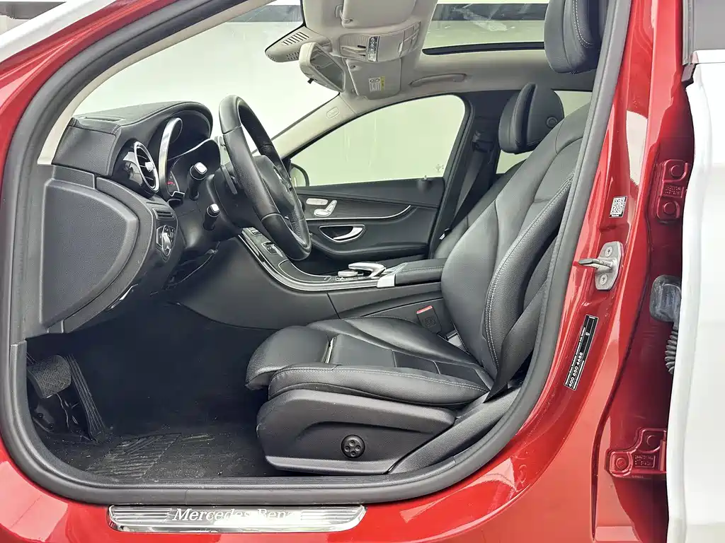 Mercedes-Benz C-Class 2018 — фото 10