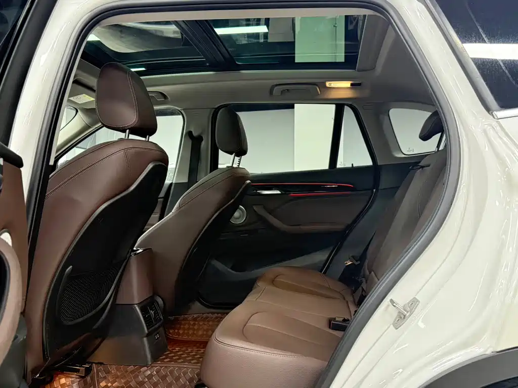 BMW X1 2022 — фото 17