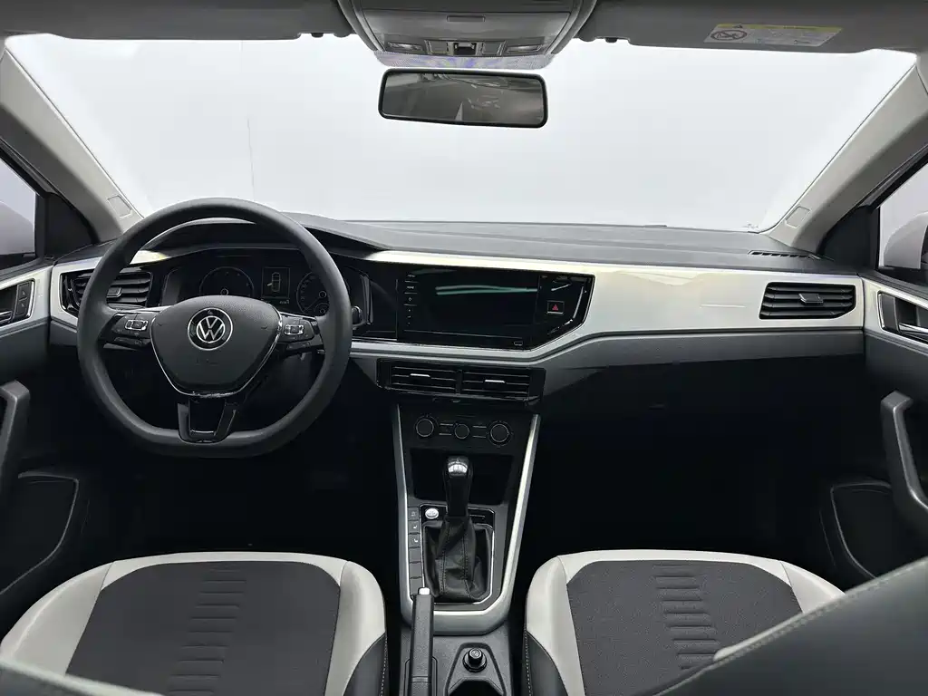 Volkswagen Polo 2022