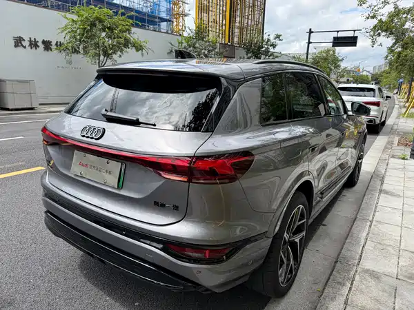 Audi Q6L E-Tron 2025