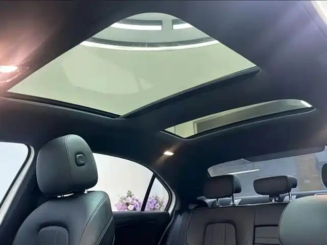 Mercedes-Benz A-Class 2023 — фото 17