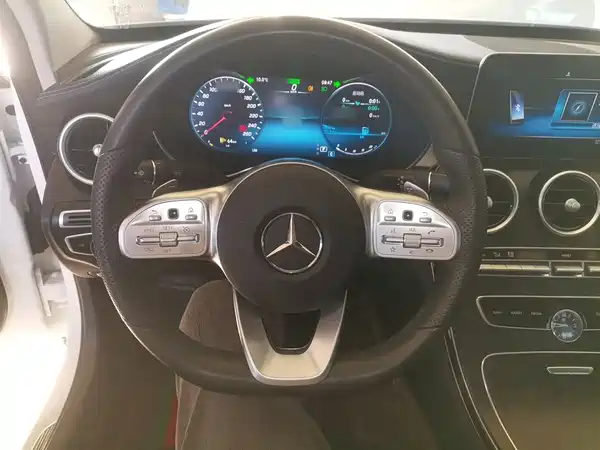 Mercedes-Benz C-Class 2021
