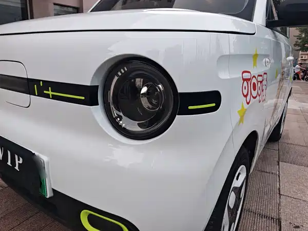 Geely Galaxy Panda 2025