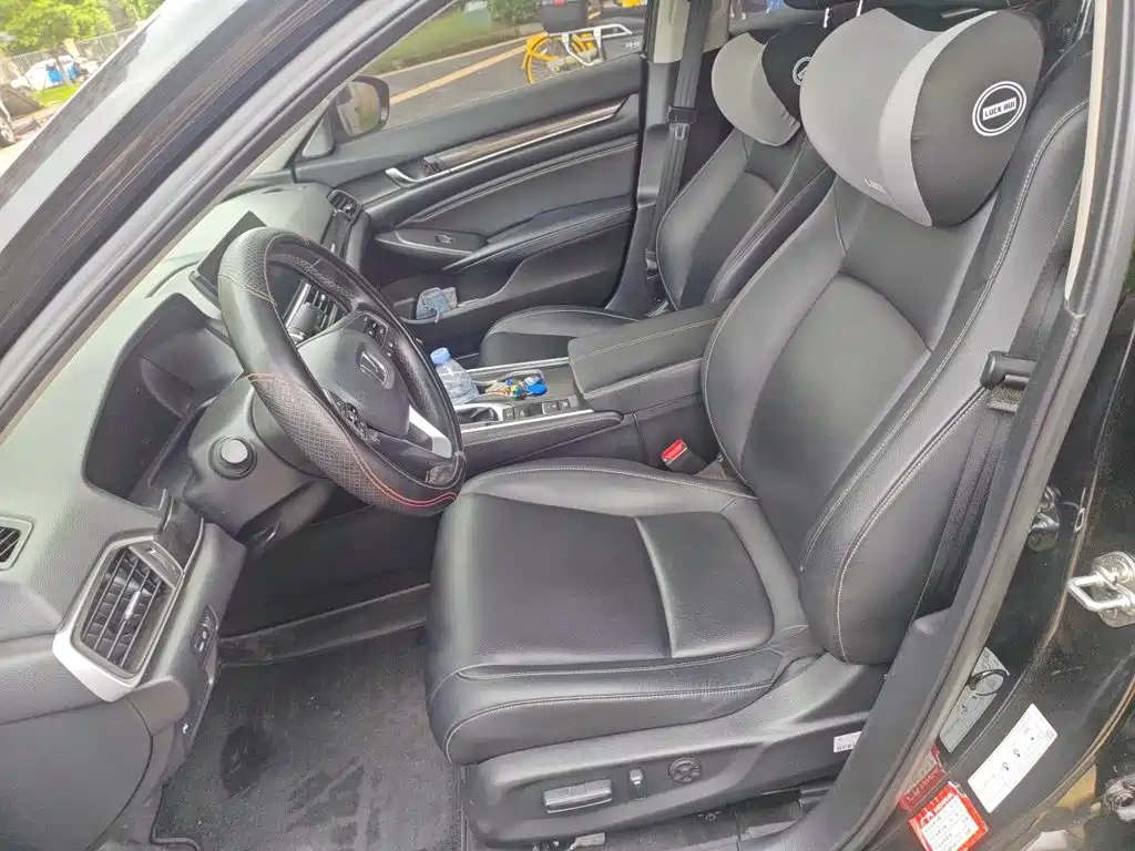 Honda Accord 2022 — фото 11