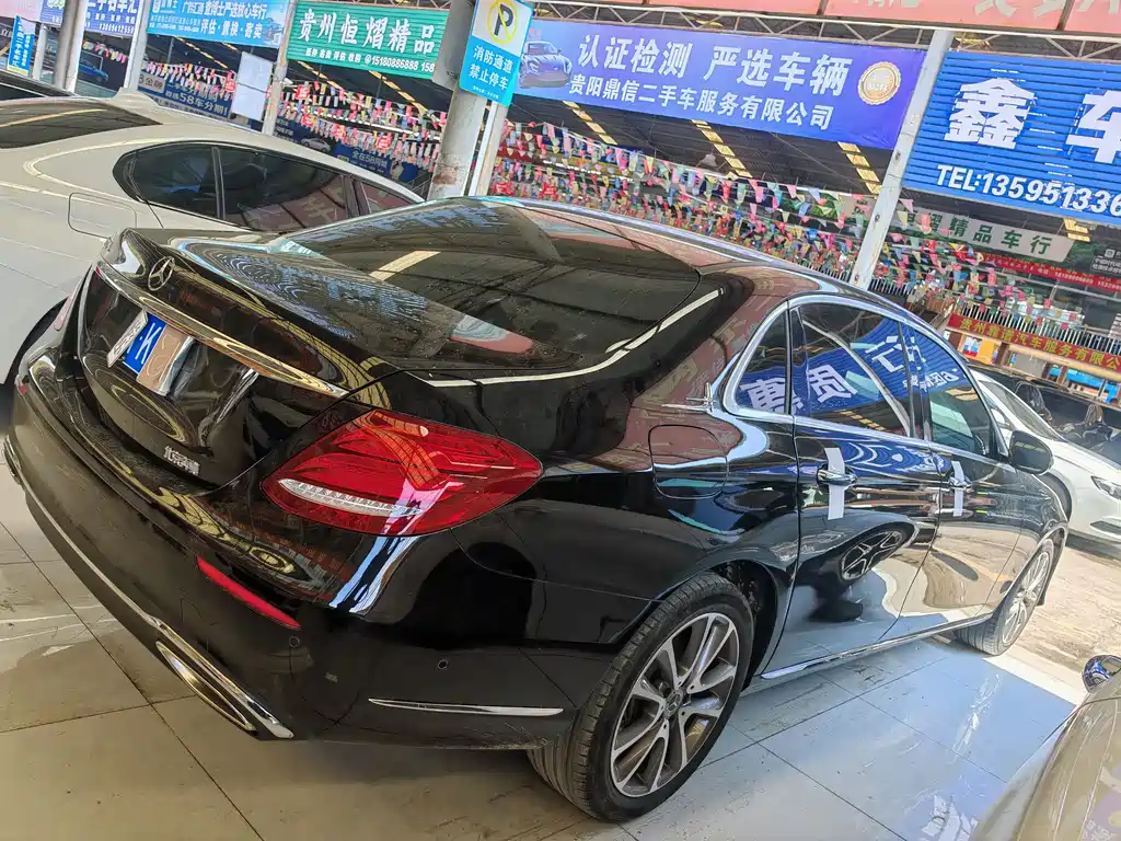 Mercedes-Benz E-Class 2019 — фото 13