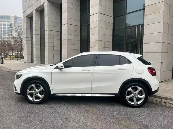 Mercedes-Benz GLA 2018