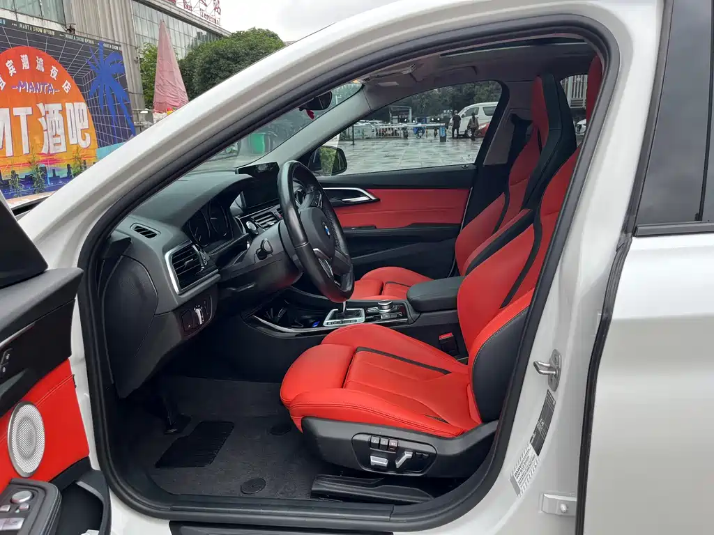 BMW 1 Series 2023