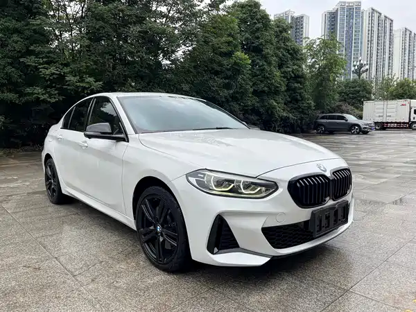 BMW 1 Series 2023