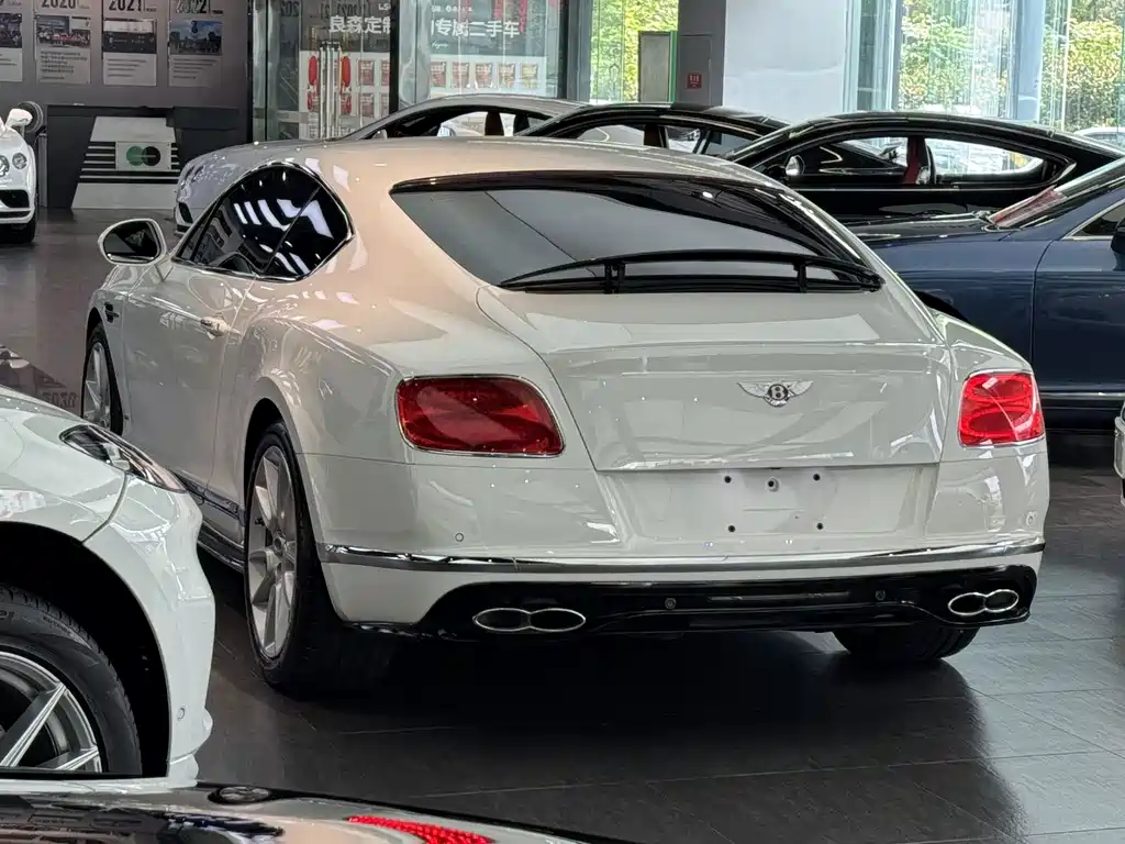 Bentley Continental 2018 — фото 4