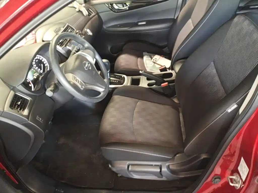 Nissan Tiida 2019 — фото 15