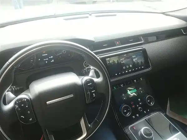 Land Rover Range Rover Velar 2020