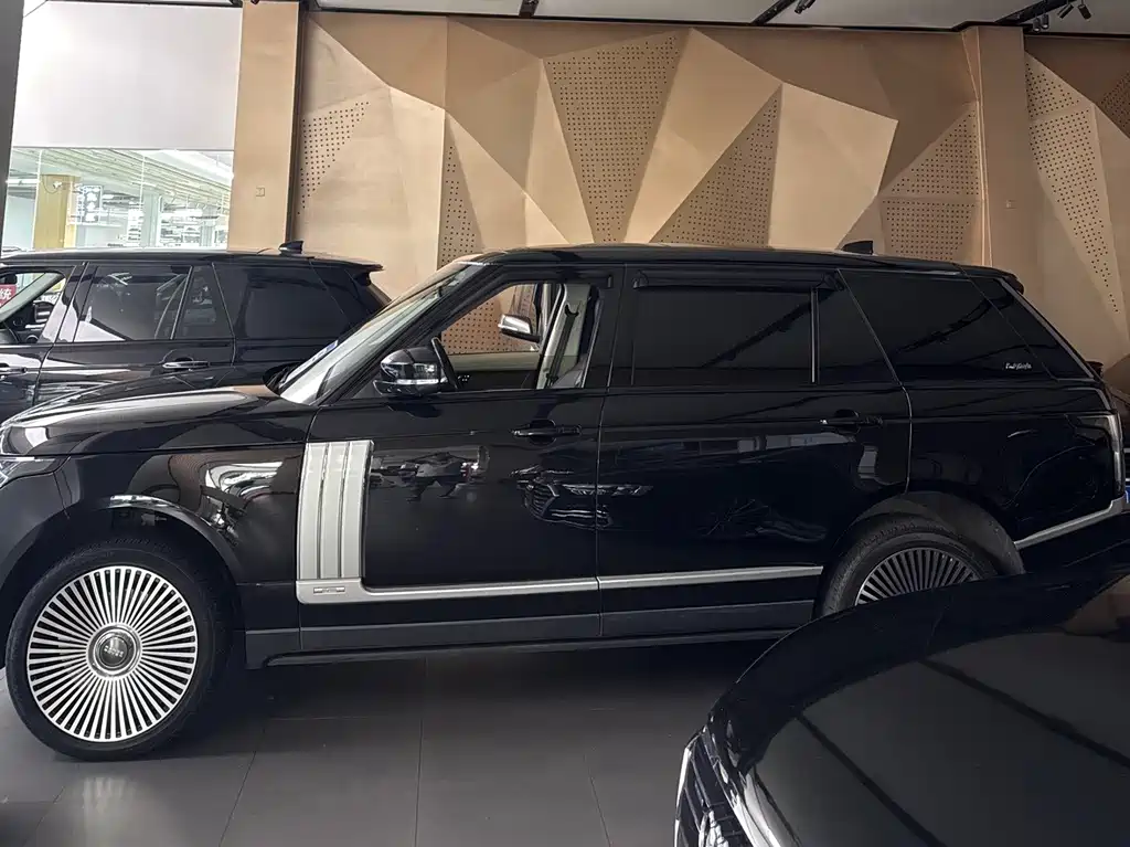 Land Rover Range Rover 2019 — фото 12