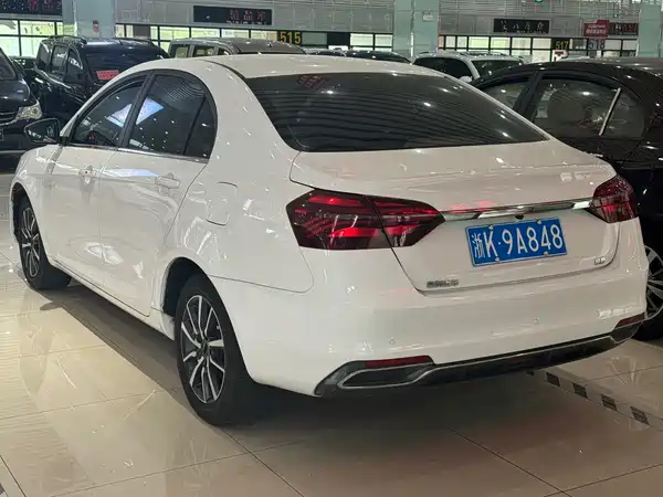 Geely Emgrand 2019