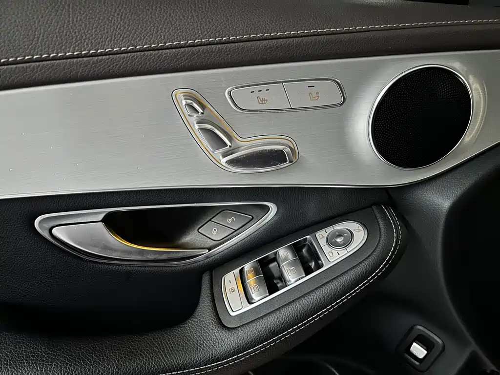 Mercedes-Benz GLC 2020 — фото 14