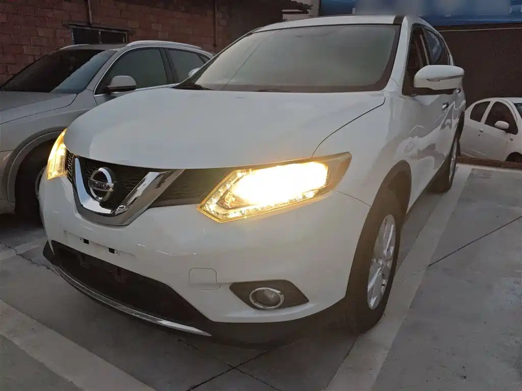 Nissan X-Trail 2016 — фото 2